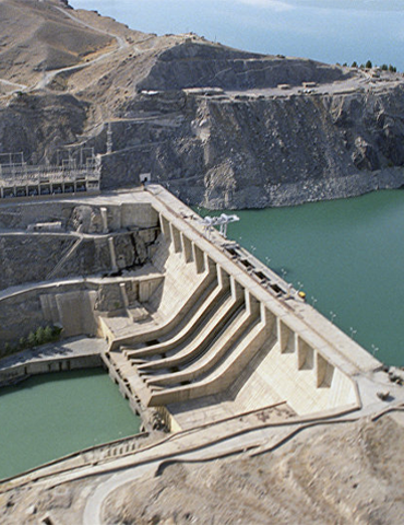 Kajaki Dam